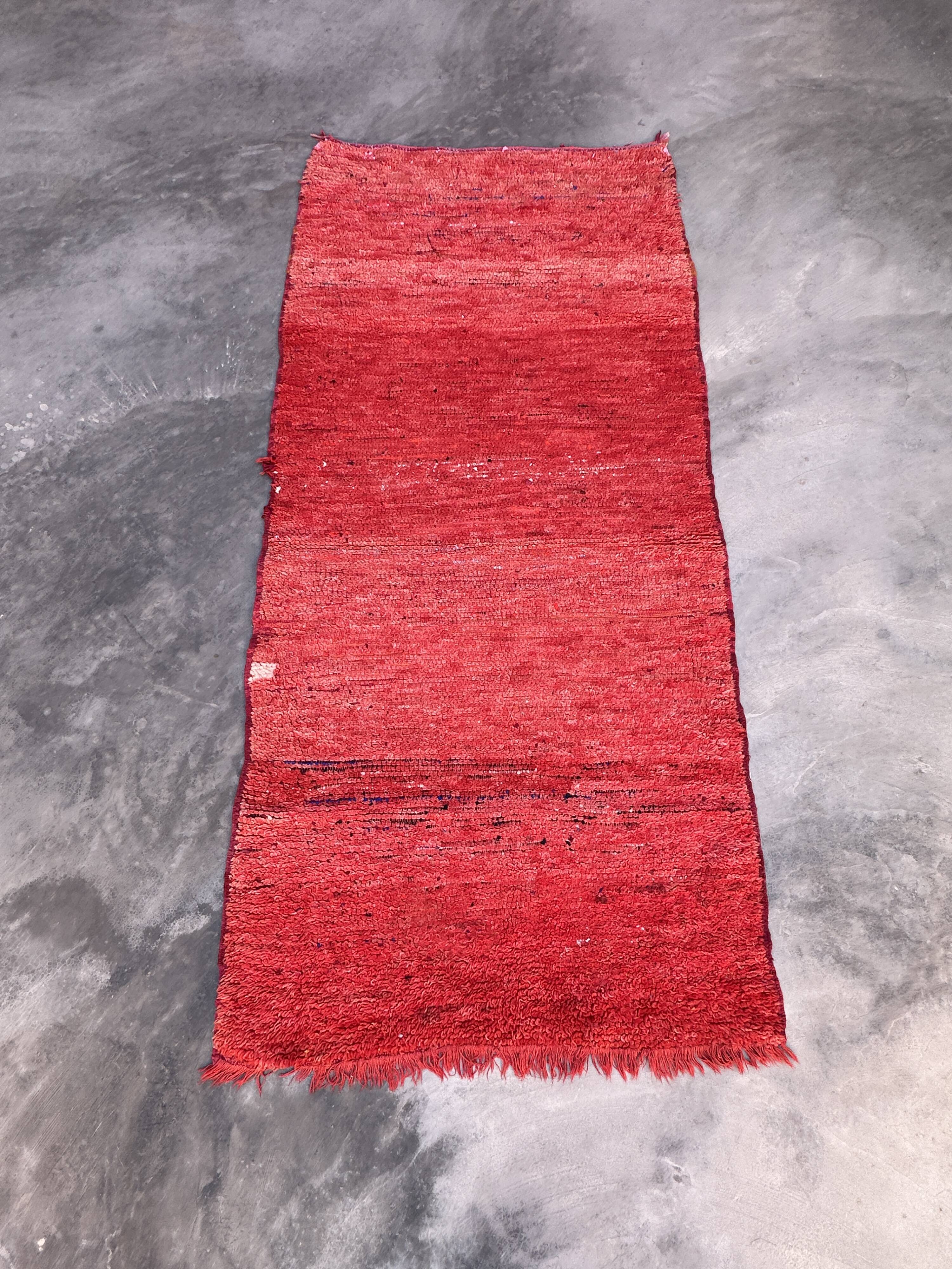 Red Boujad Moroccan rug - 223 x 107 cm