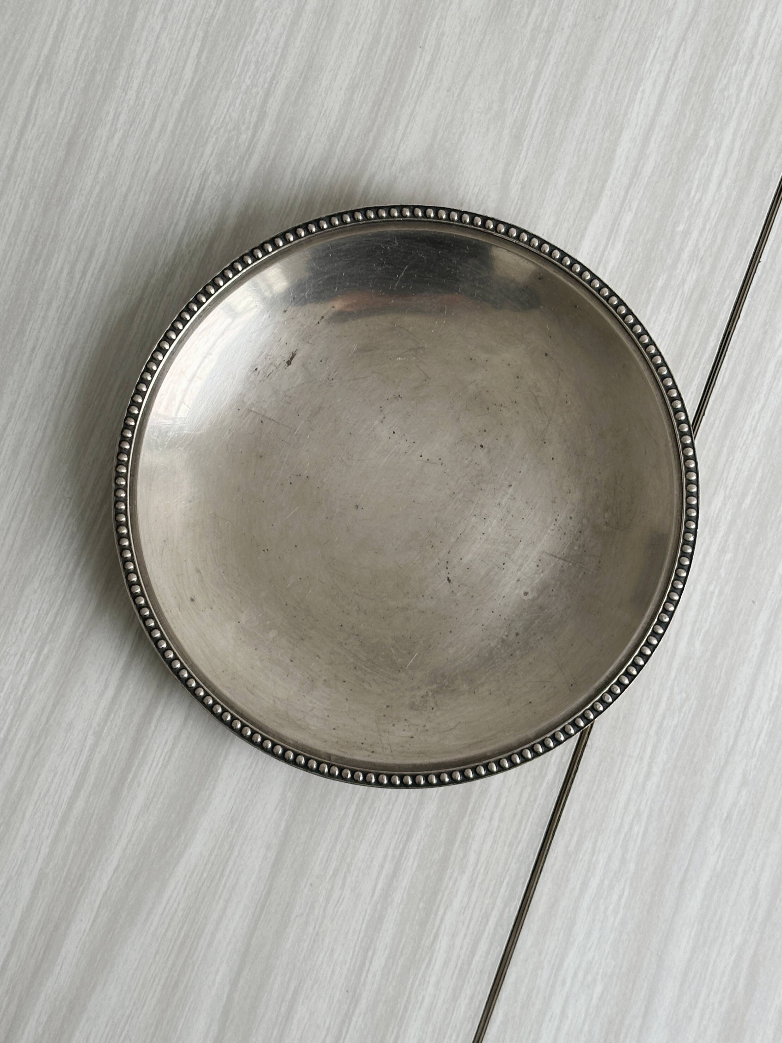 Silver-plated pearl cup