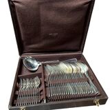 Silver metal cutlery set