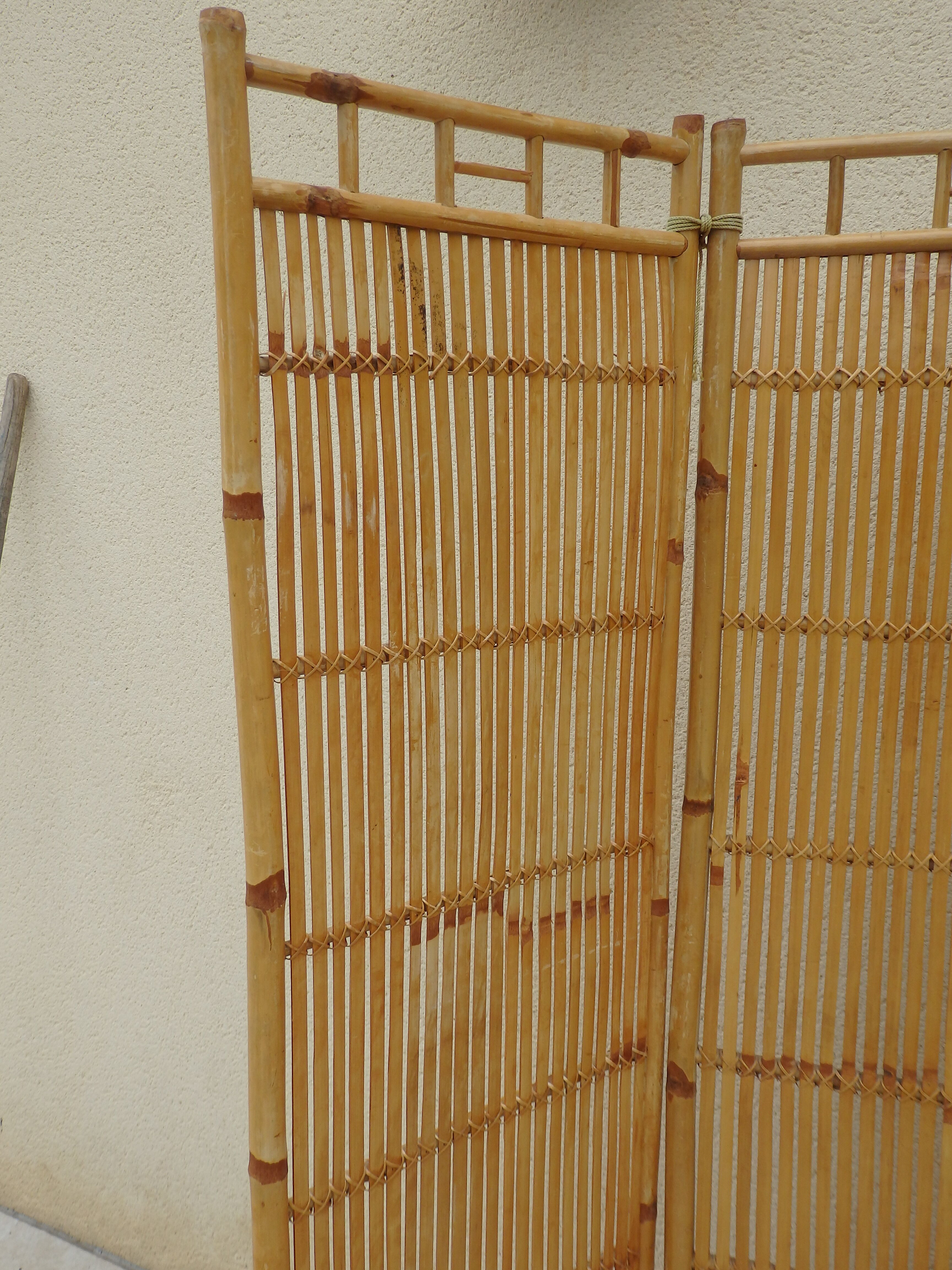 Vintage 1960s bamboo rattan screen