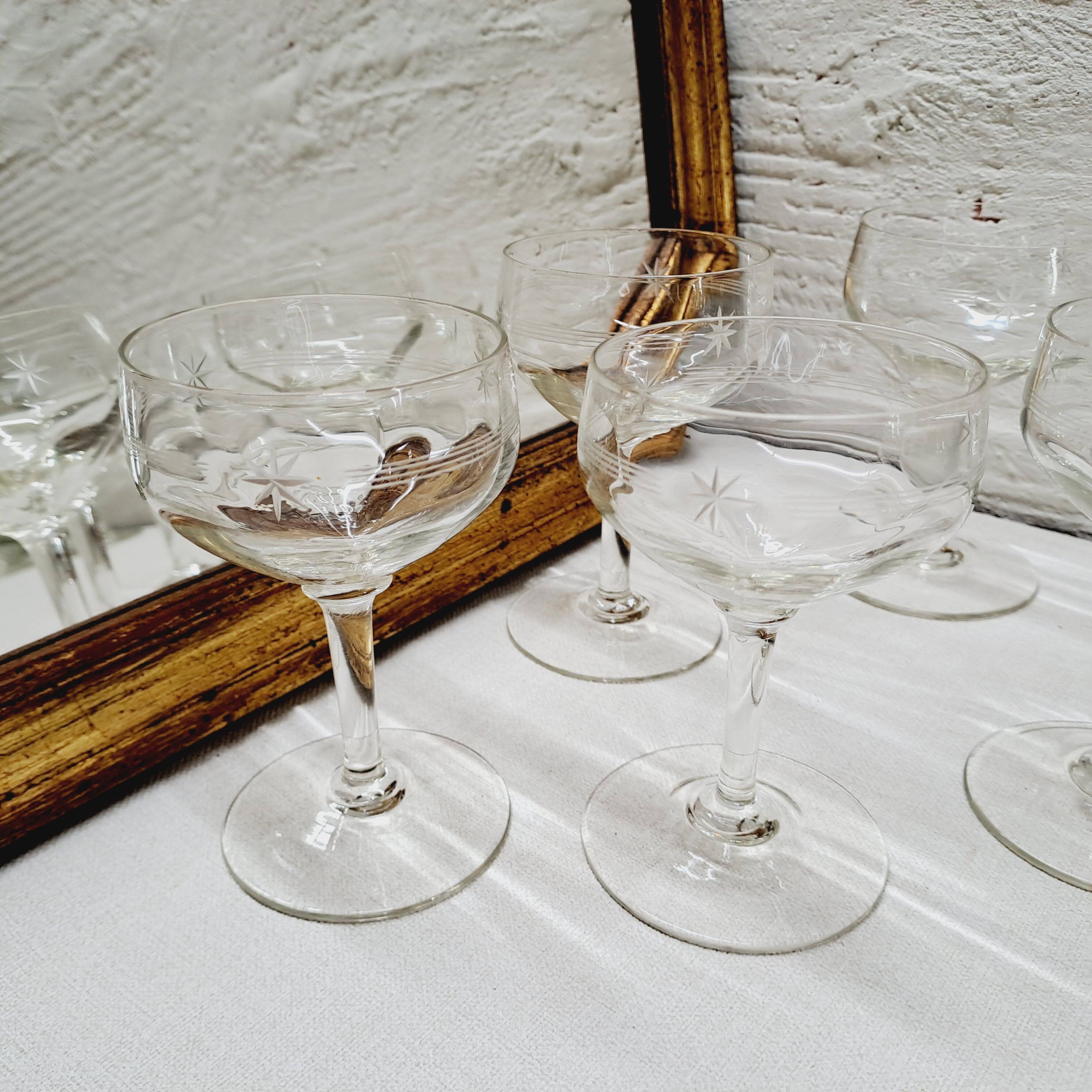 Set of 6 star wine glasses