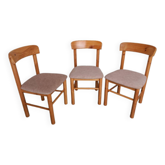 Danish pine chairs from the 1980s