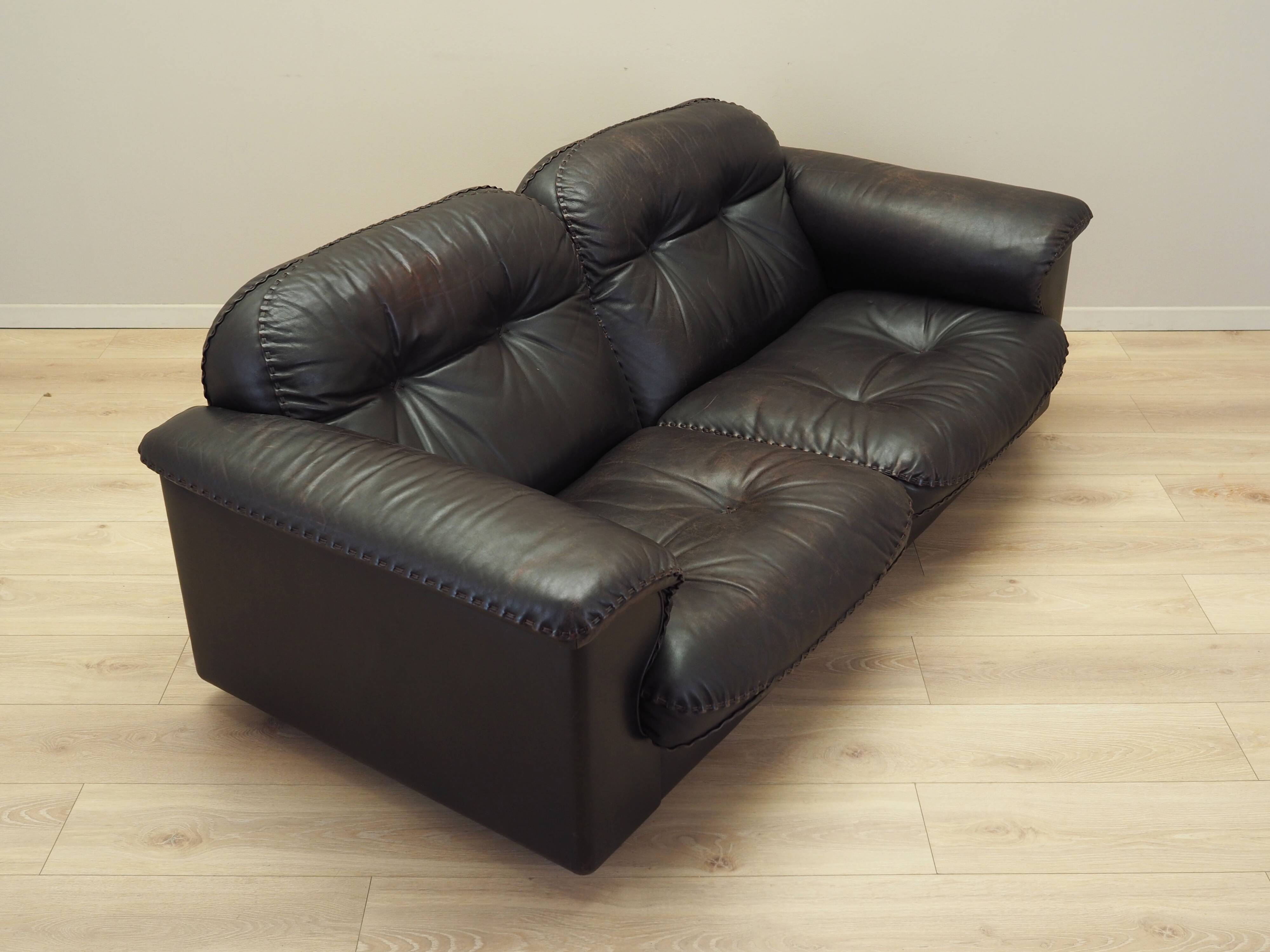 Brown leather sofa, Swiss design, 1970s