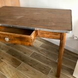Kitchen table