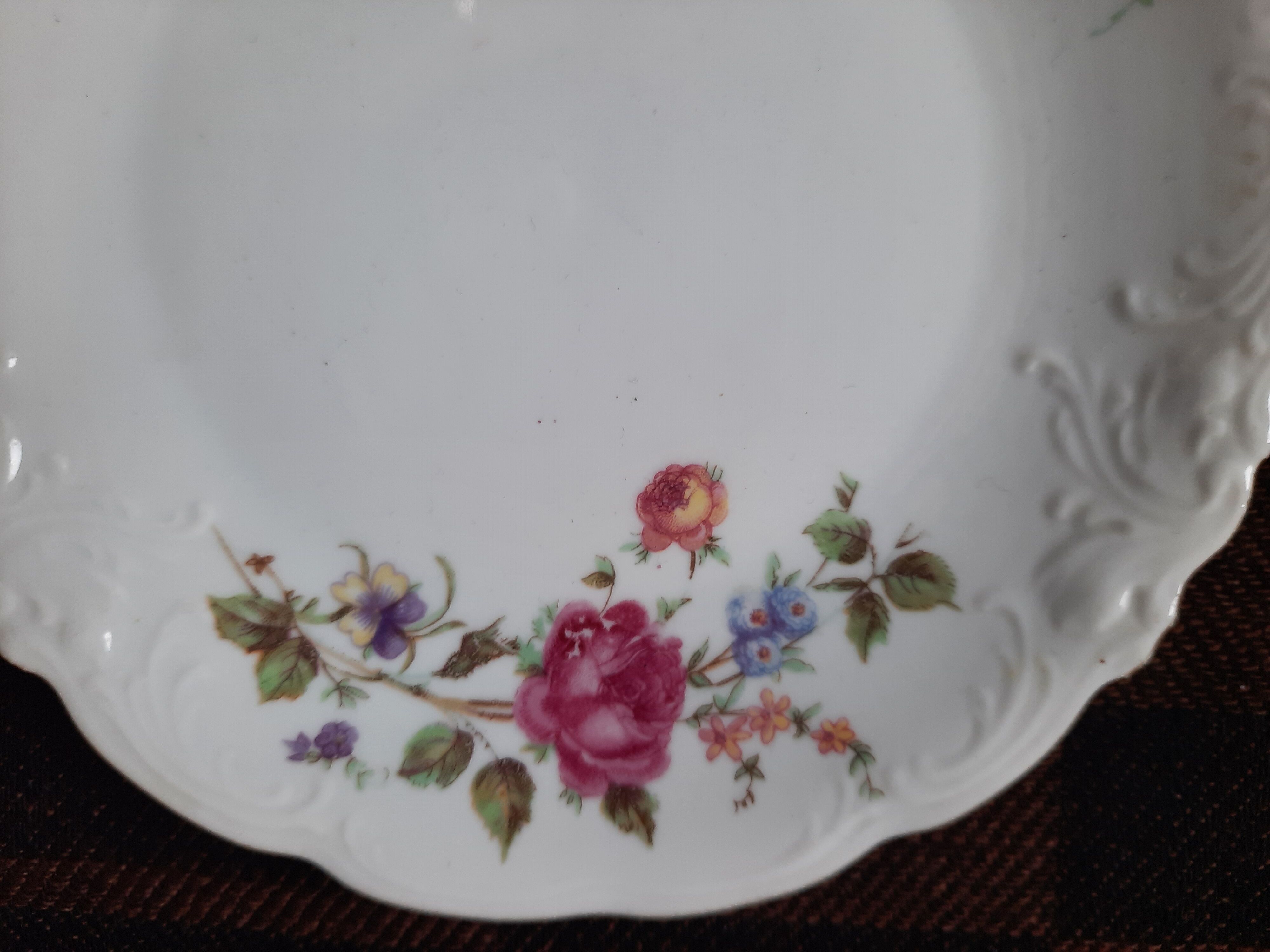 Vintage dessert plates