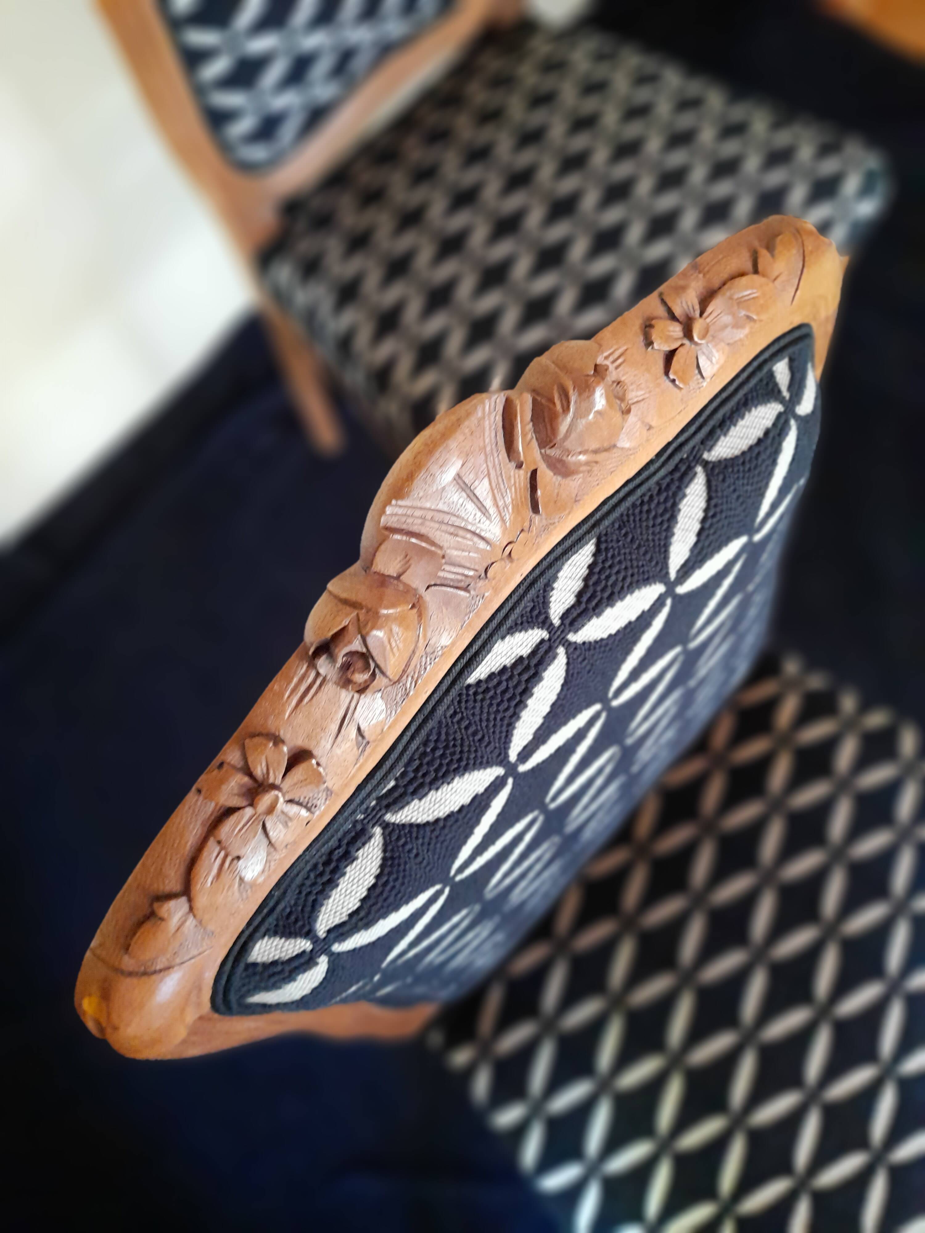 Louis XV chair from the mid-19th century