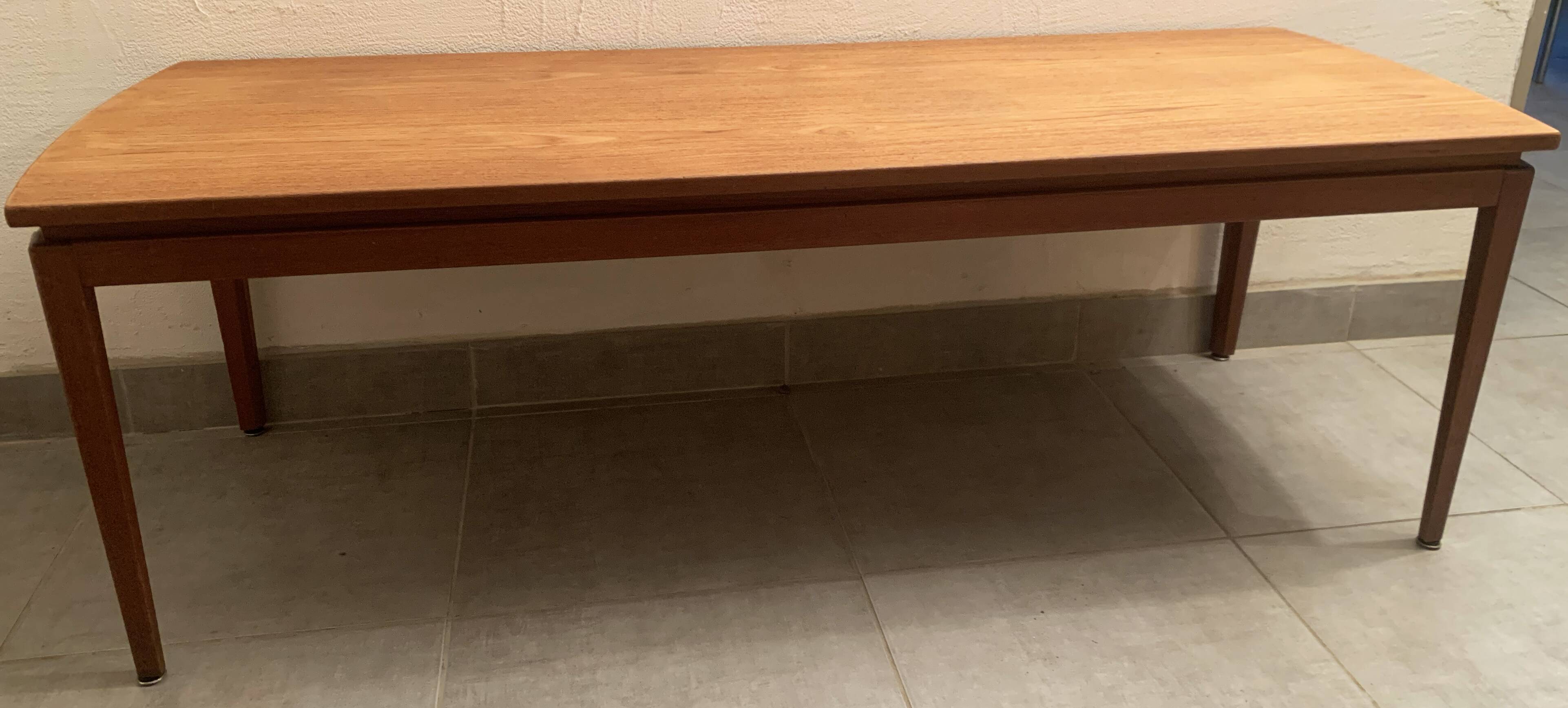 Large Scandinavian teak coffee table from the 60s