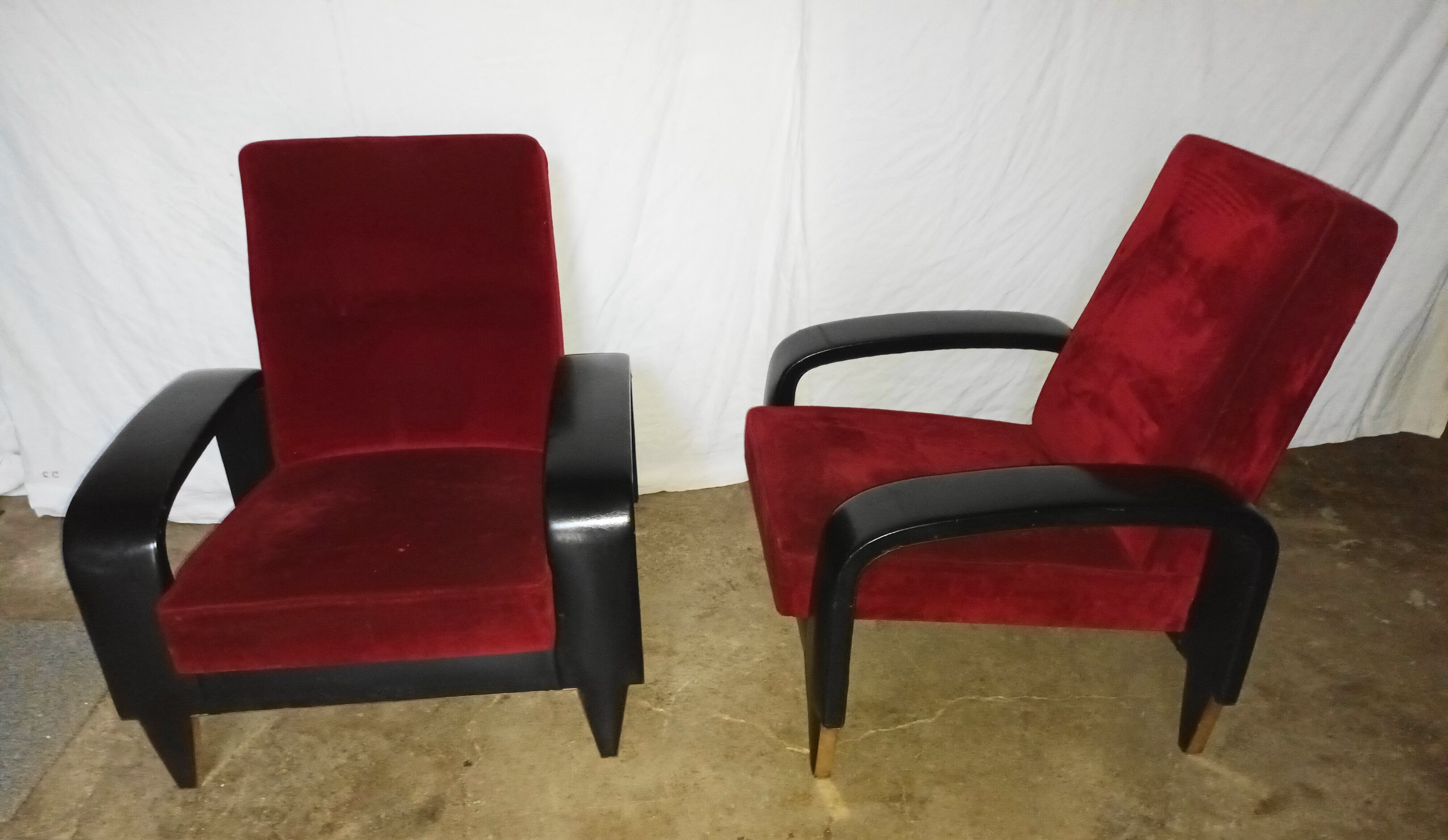 Pair of Italian club chair from the 50s