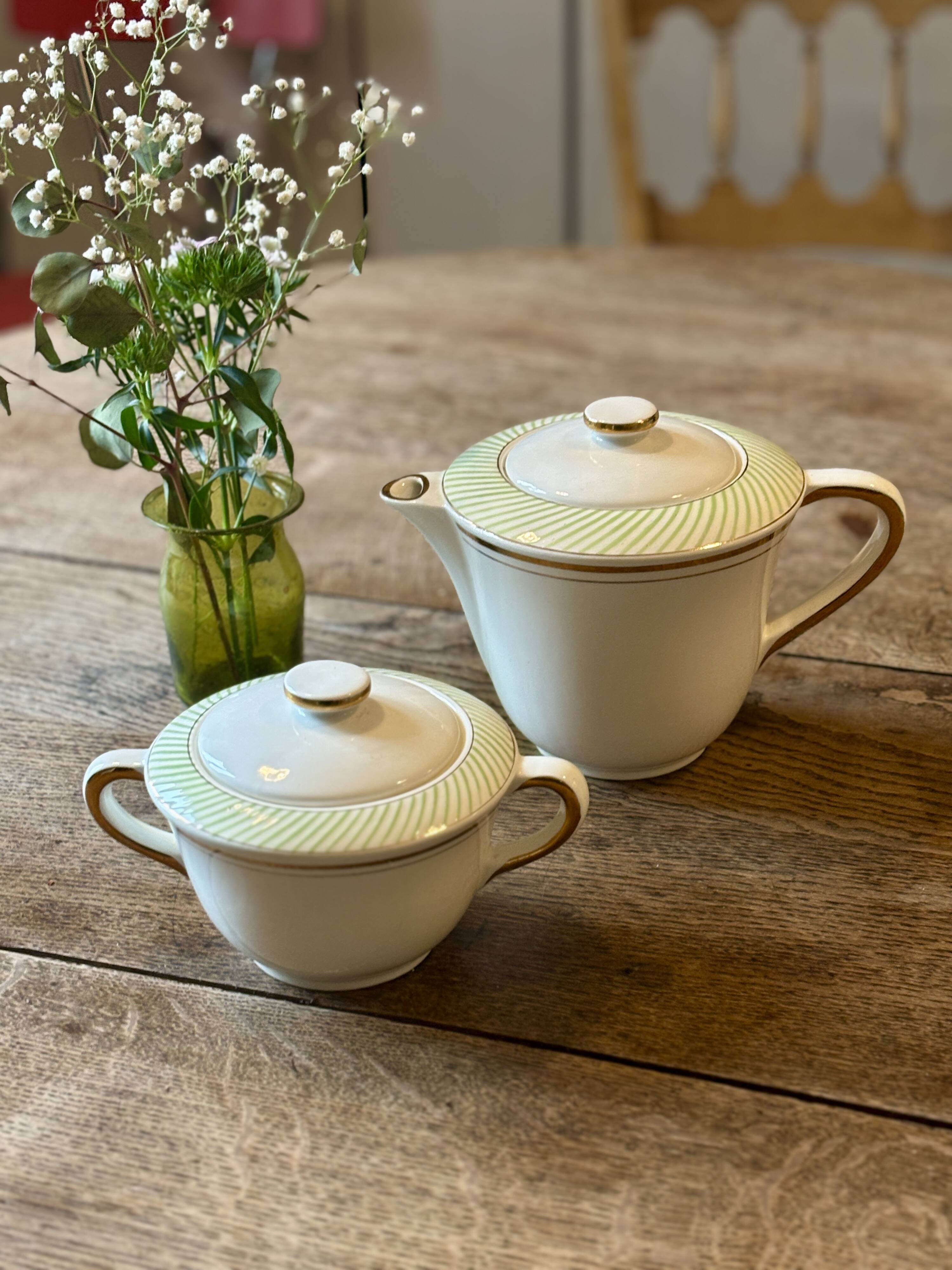 Vintage teapot and sugar bowl - Arizona by Salins