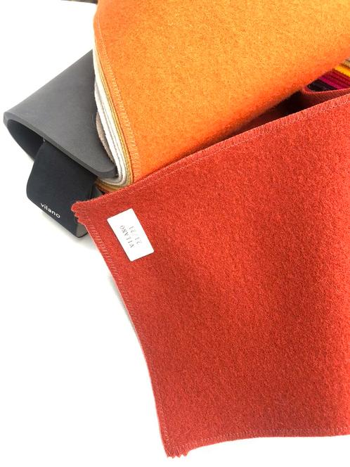 Set de 2 fauteuils Artifort Ben en tissu rouge brique Ploeg