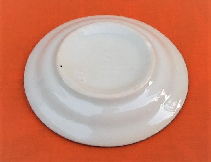 Suite of 4 old plates of dinette Porcelaine foral decoration