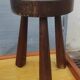 Paire de tabourets de ferme traite rustiques campagnards