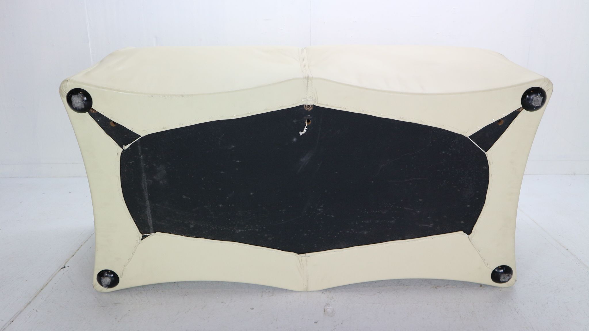Leather sofa Mario Bellini "Tentazione" for Cassina, 1970s
