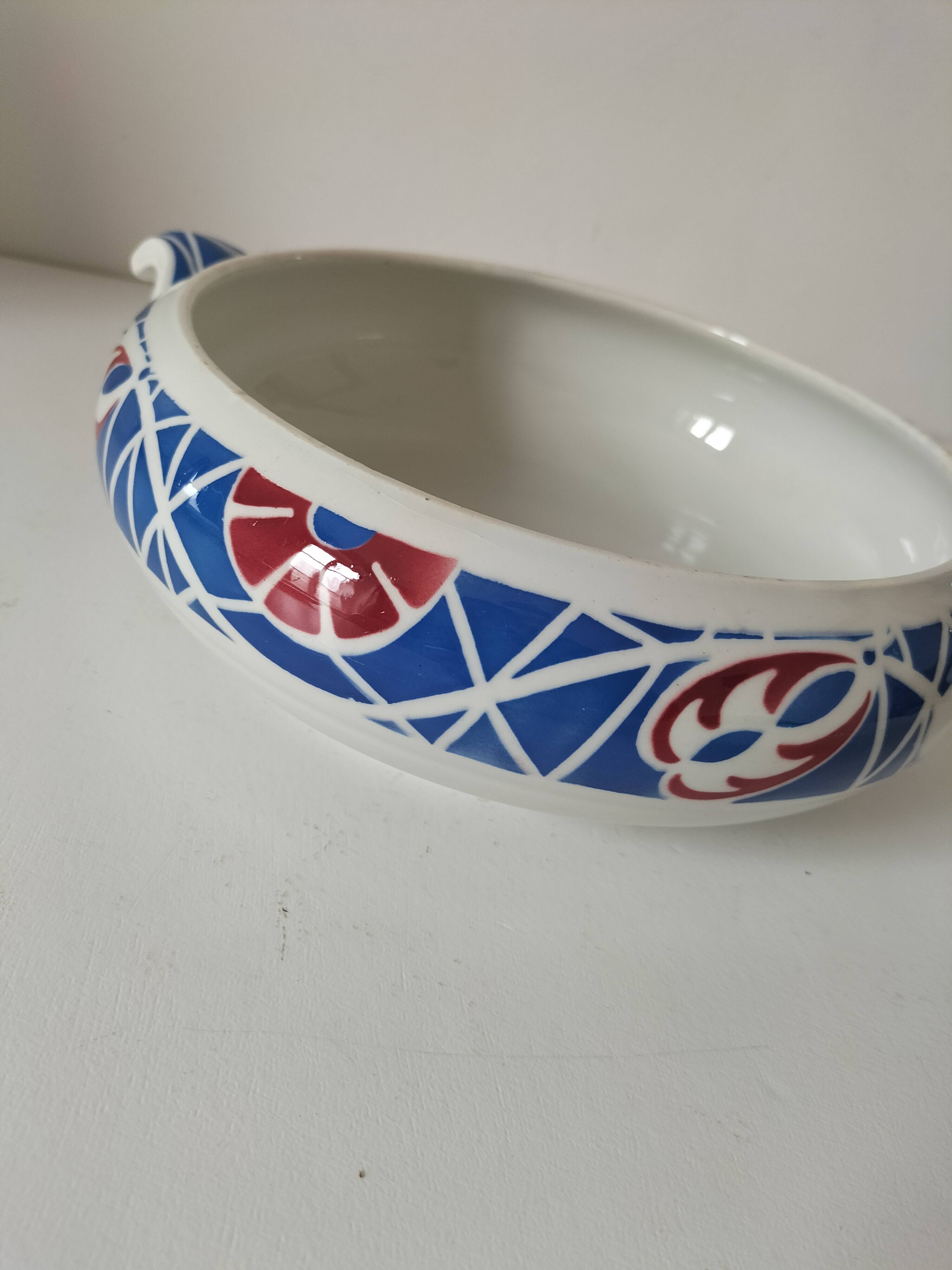 Sarreguemines vegetable dish, Robinson model