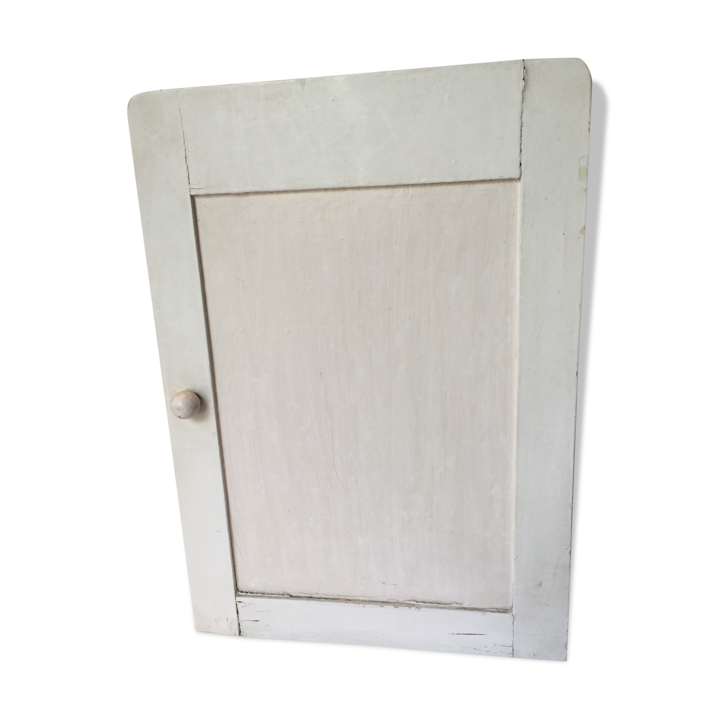 Medicine cabinet from the 1950s