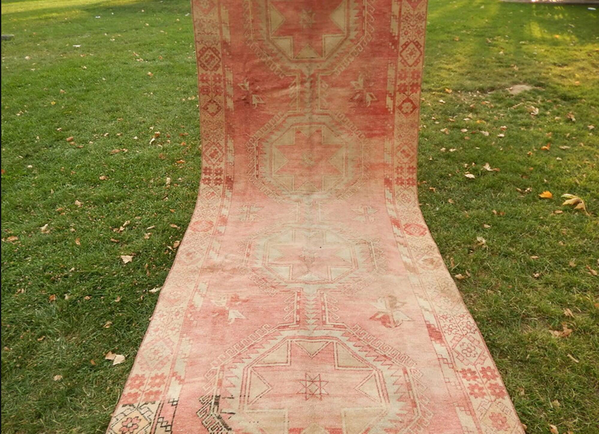 Vintage Turkish hallway rug 137x385 cm
