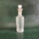 Flacon d’apothicaire ancien en verre, vers 1900