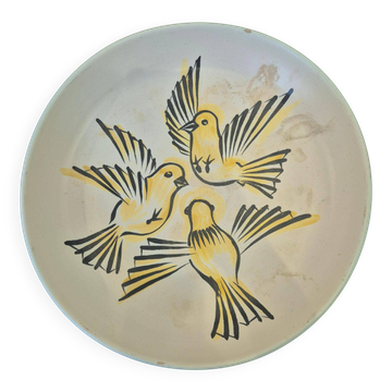 ANDRÉ BAUD (1903-1986) large plate depicting birds, Vallauris, France, c. 1950