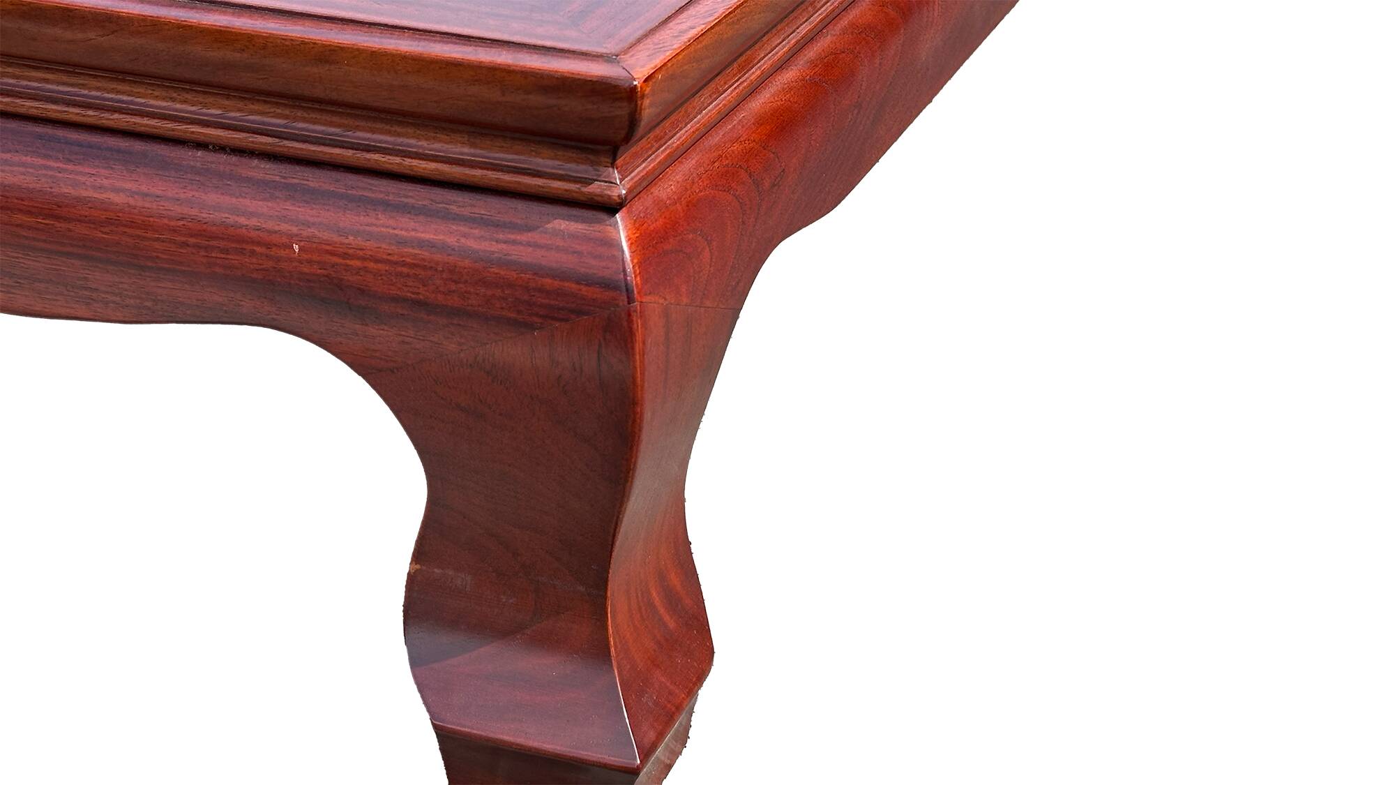 table in natural varnished quince wood