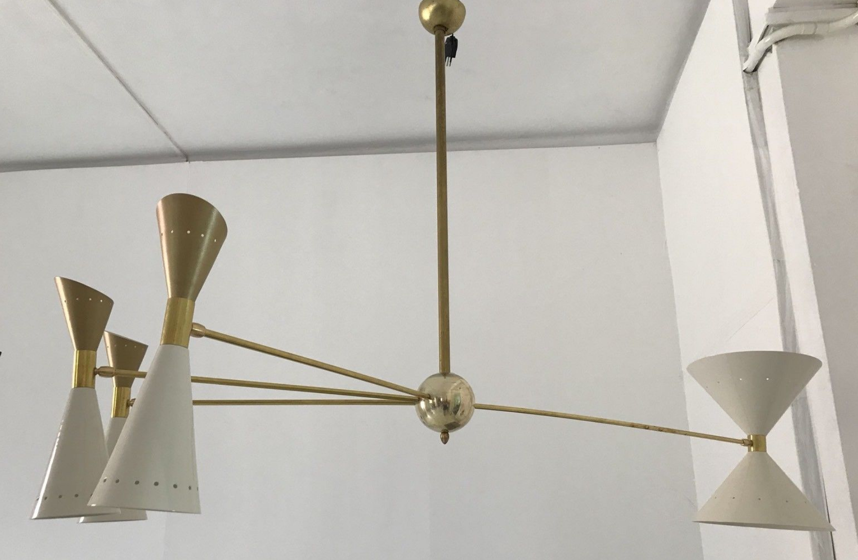 Pendant light 8 lights brass white and golden