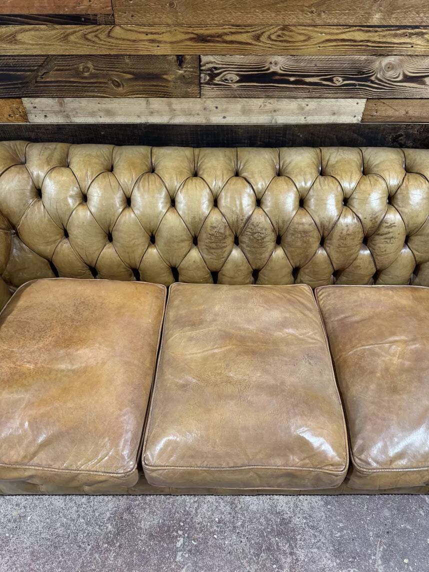 Chesterfield 3-seater leather sofa - 1960s
