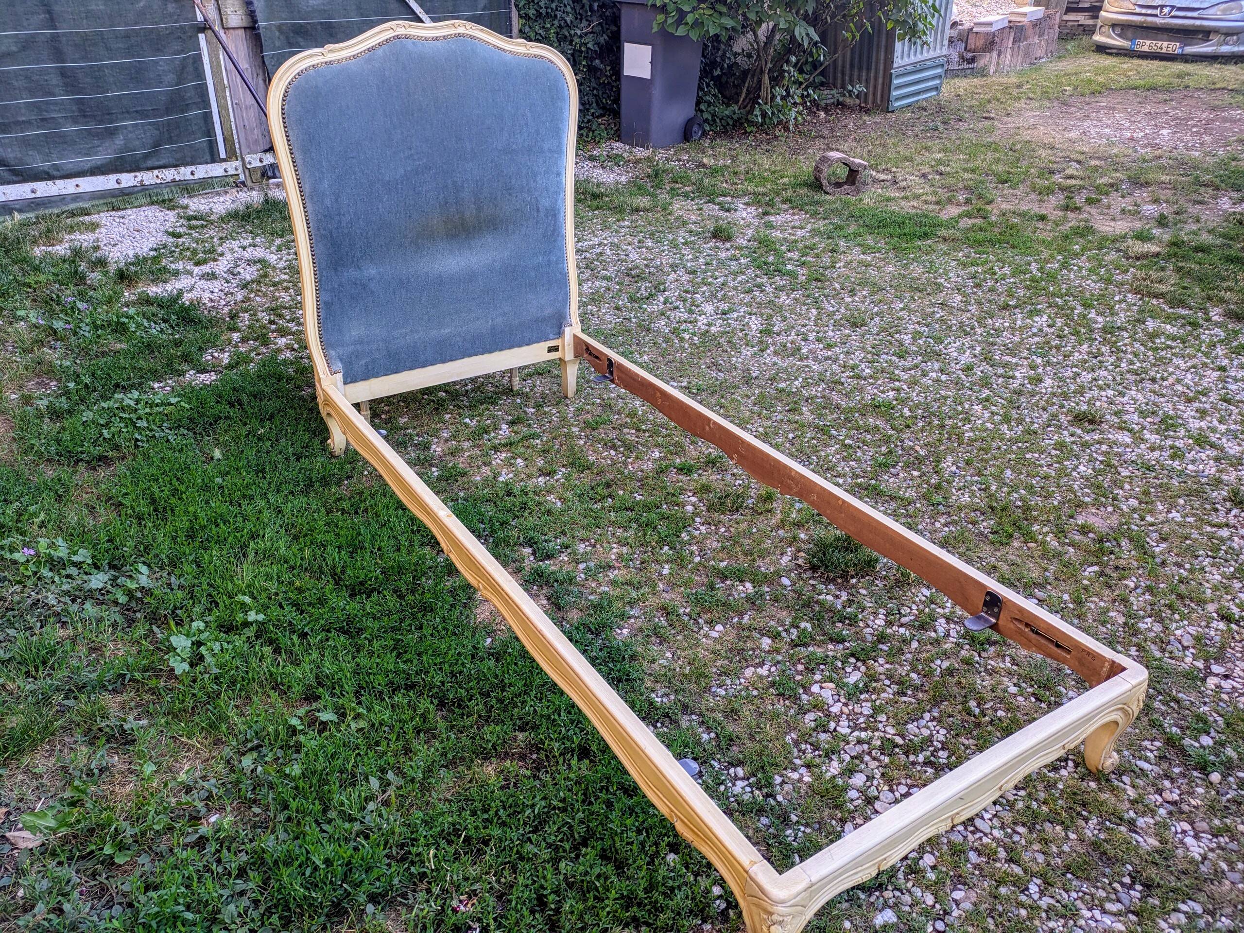 Louis XV style single bed