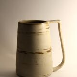 Pitcher / vase in mixed earth