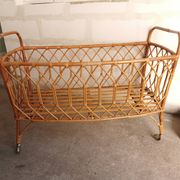 Lit enfant, bébé vintage en rotin