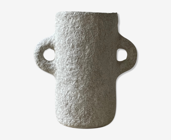 Vase artisanal en papier mâché