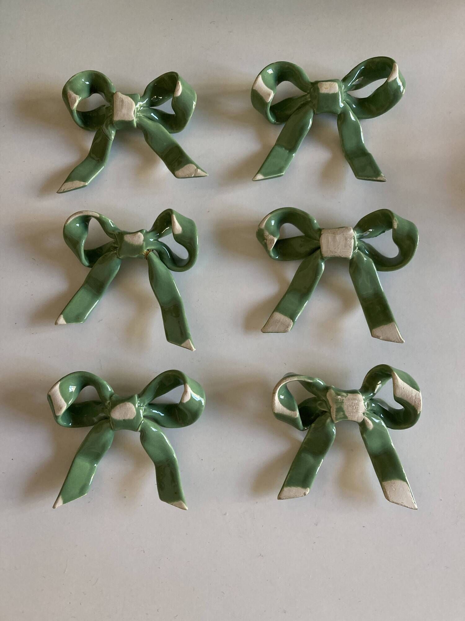 Set of 6 ribbon knife holders in green glazed earthenware 1980
