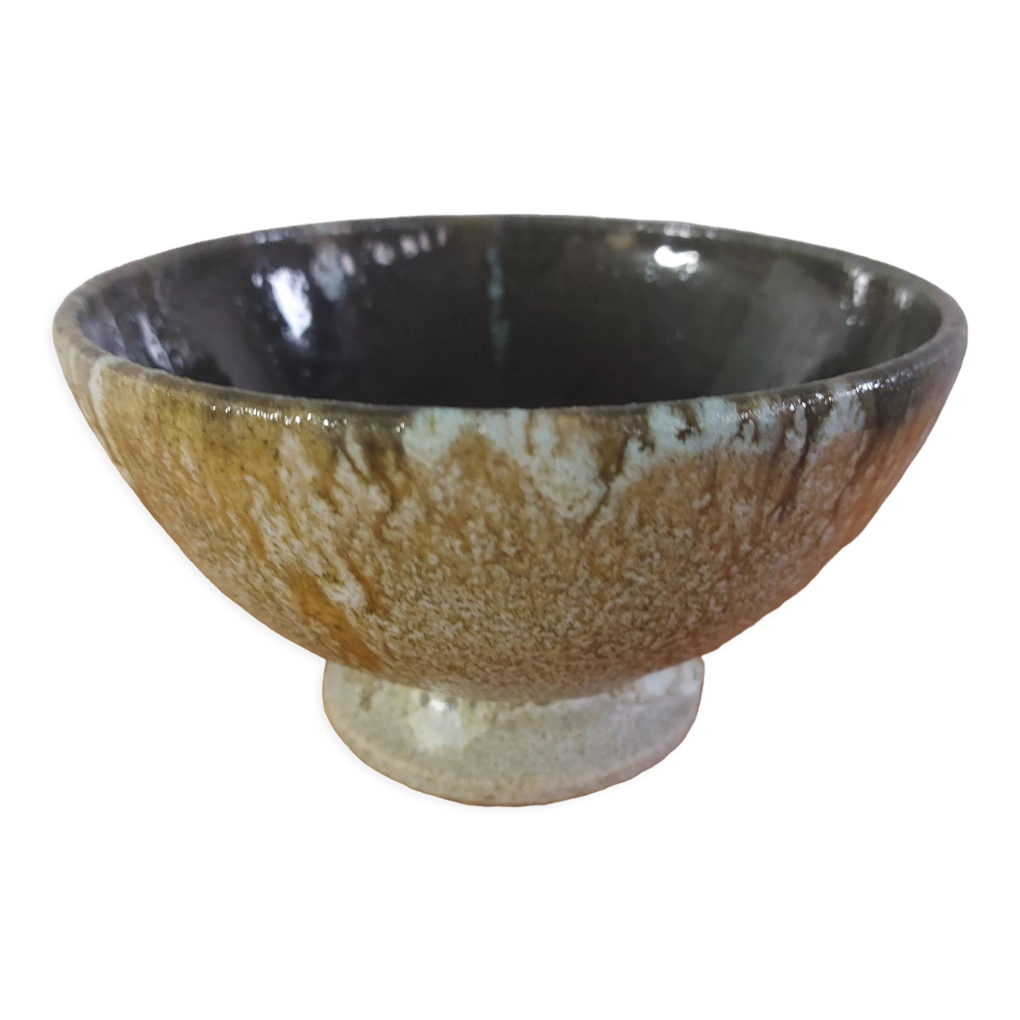 Ceramic pedestal bowl
