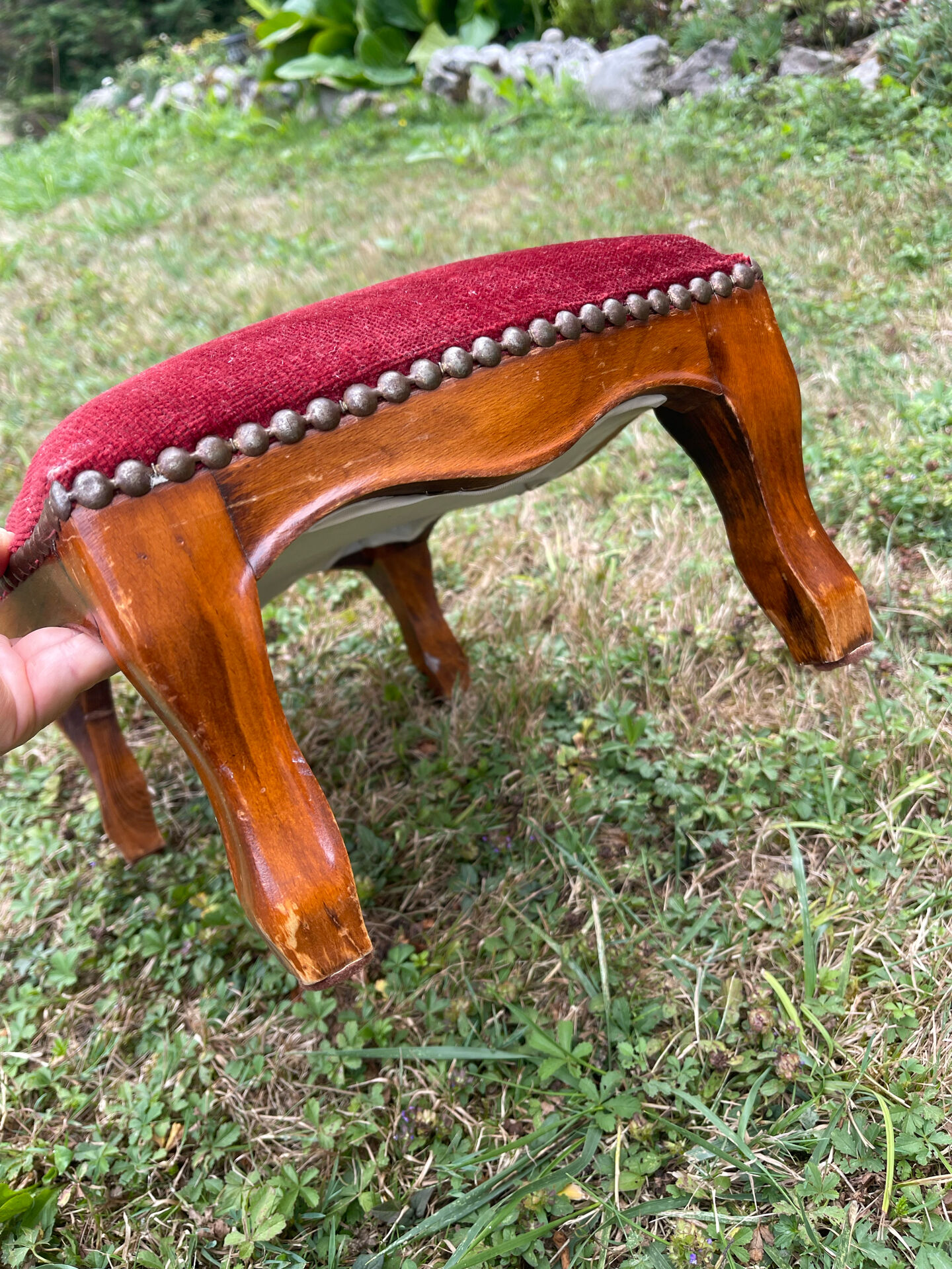Repose-pieds ancien en bois