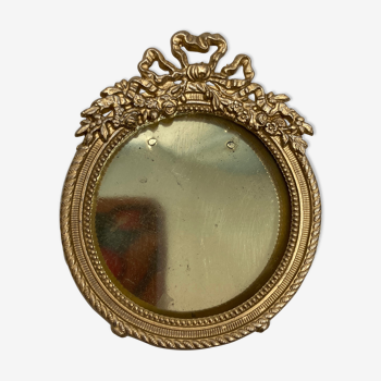 Golden round frame 9cm