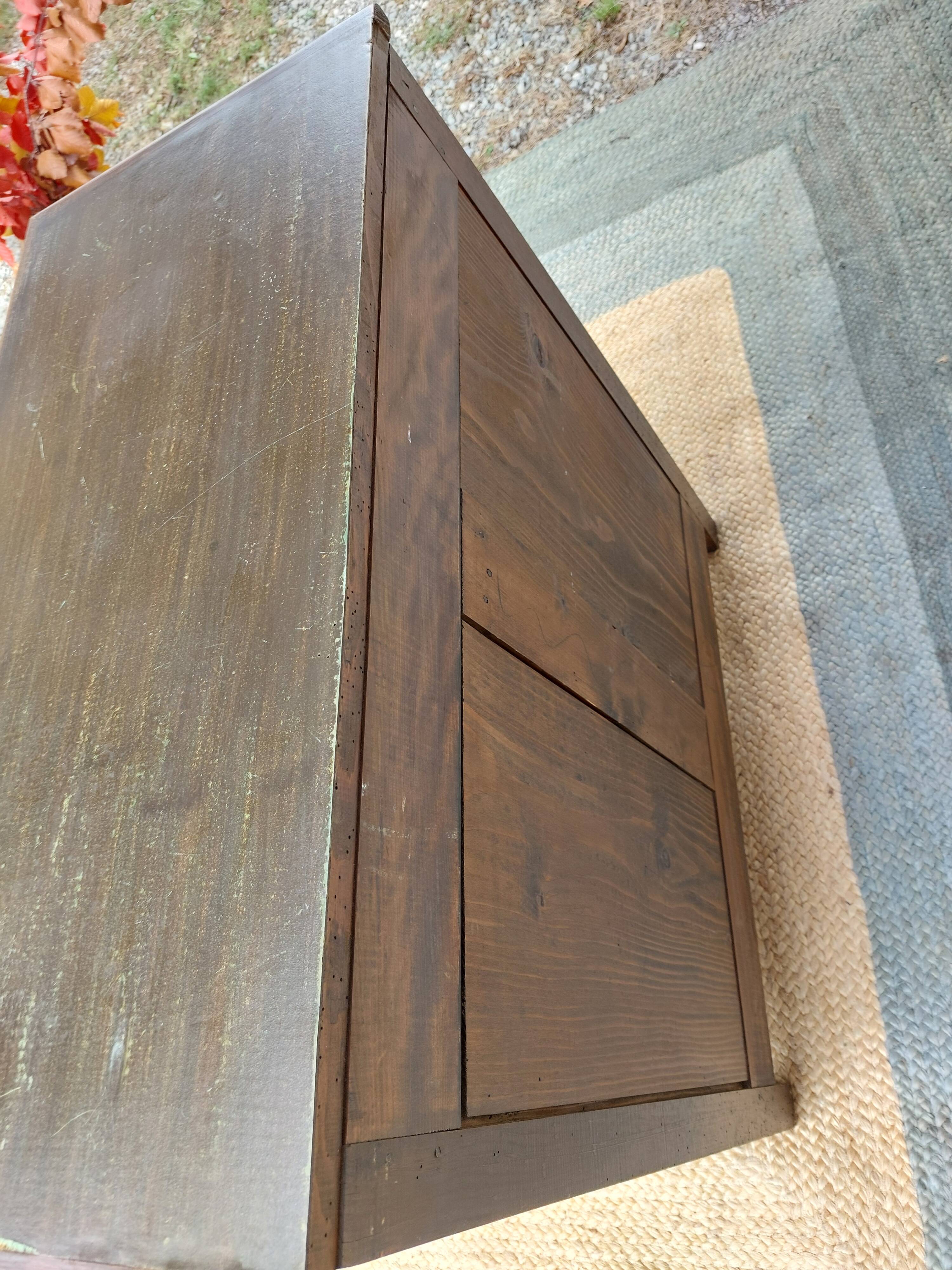 small dark Mado buffet