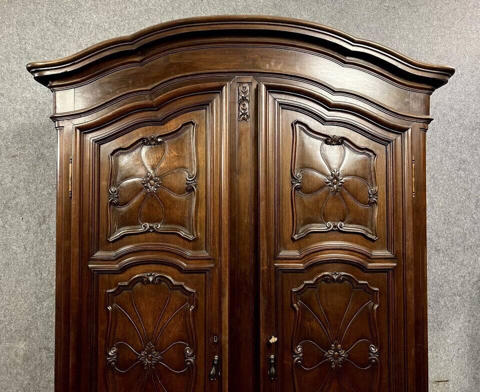 Baroque Louis XV style armoire in solid walnut circa 1880