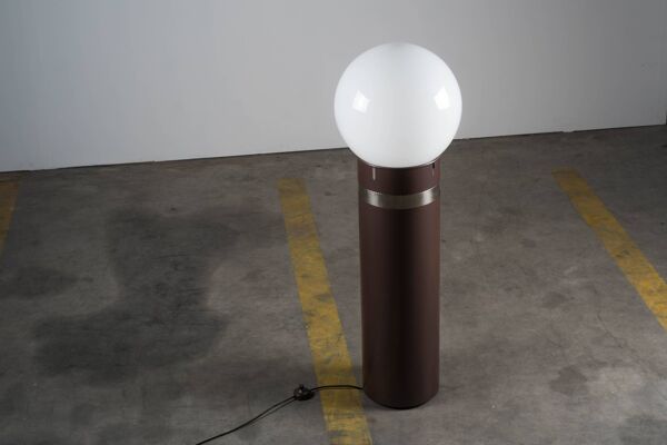 Gae Aulenti - Lampadaire Artemide 'Oracolo'