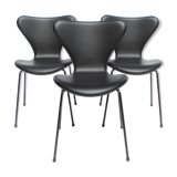 Ensemble de trois chaises séries Sept, modèle 3107, conçu par Arne Jacobsen