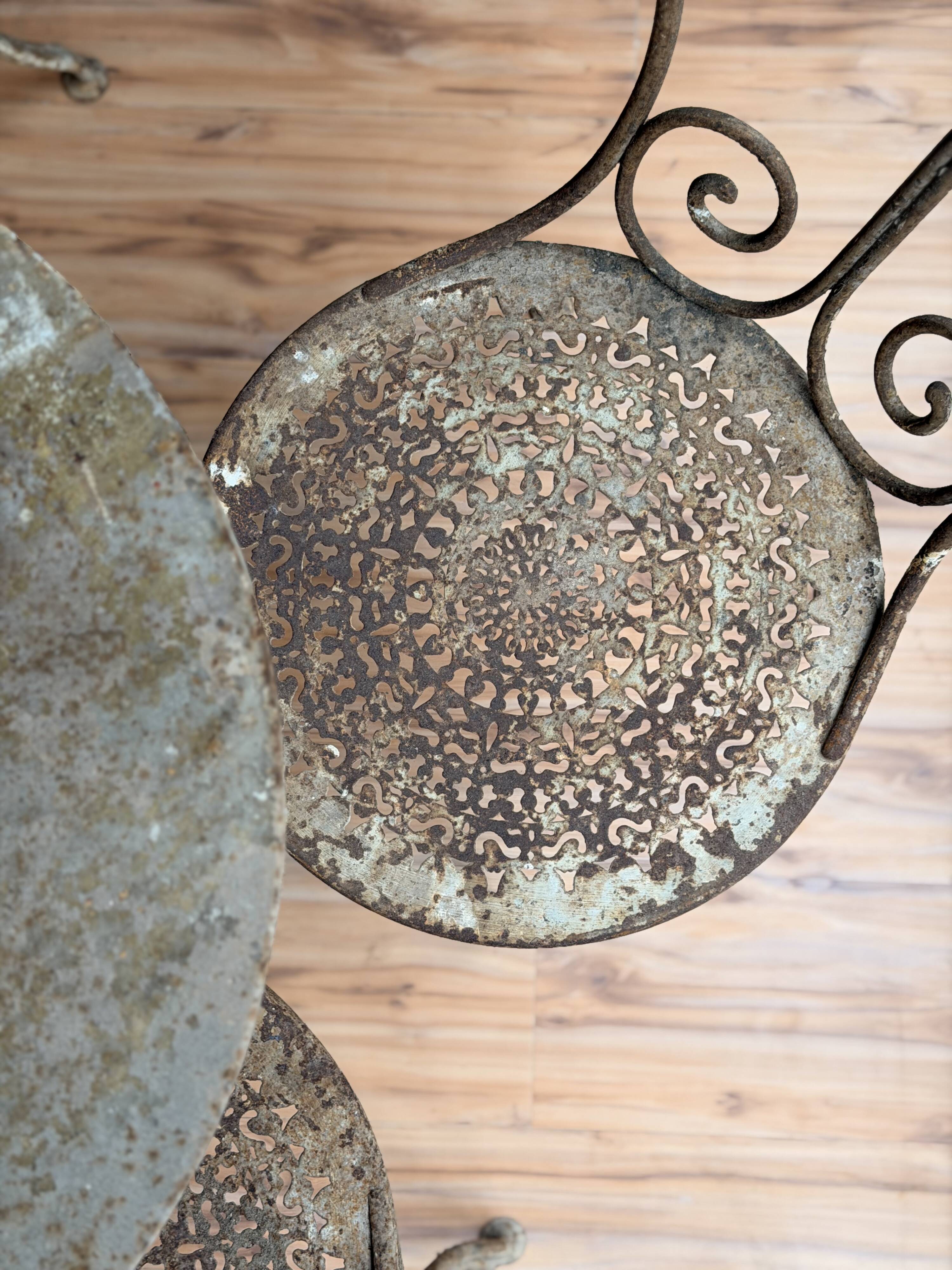 Garden furniture in wrought iron – 19th century, around 1880