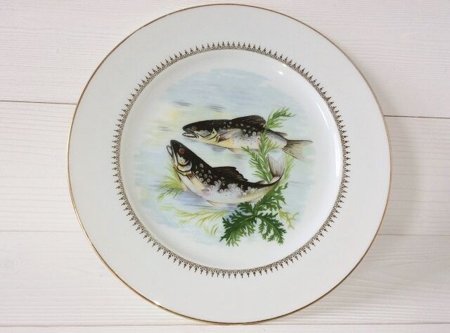 Lot 6 old fish plates, Sofafils porcelain