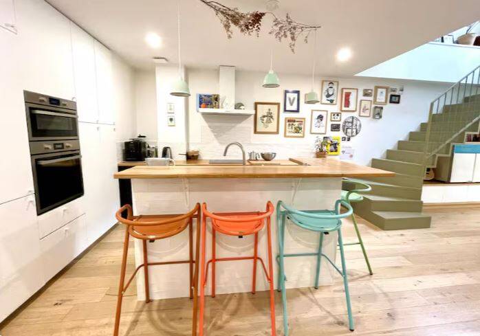 Set of 4 ADICO Metal Bar Stools