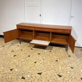 Sleek Scandinavian row 186cm
