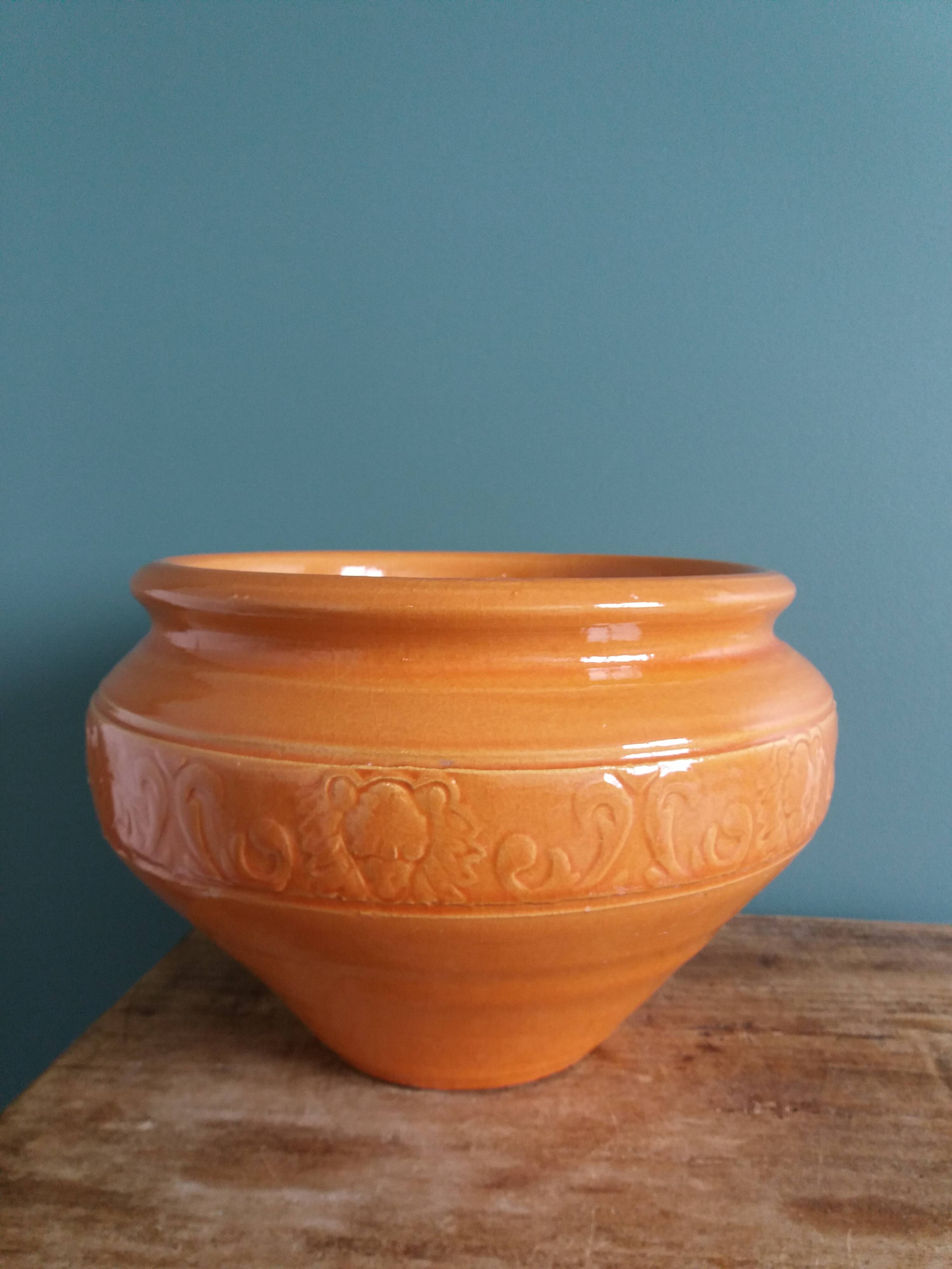 Cache pot, pot de fleurs, jardinière en terre cuite émaillée