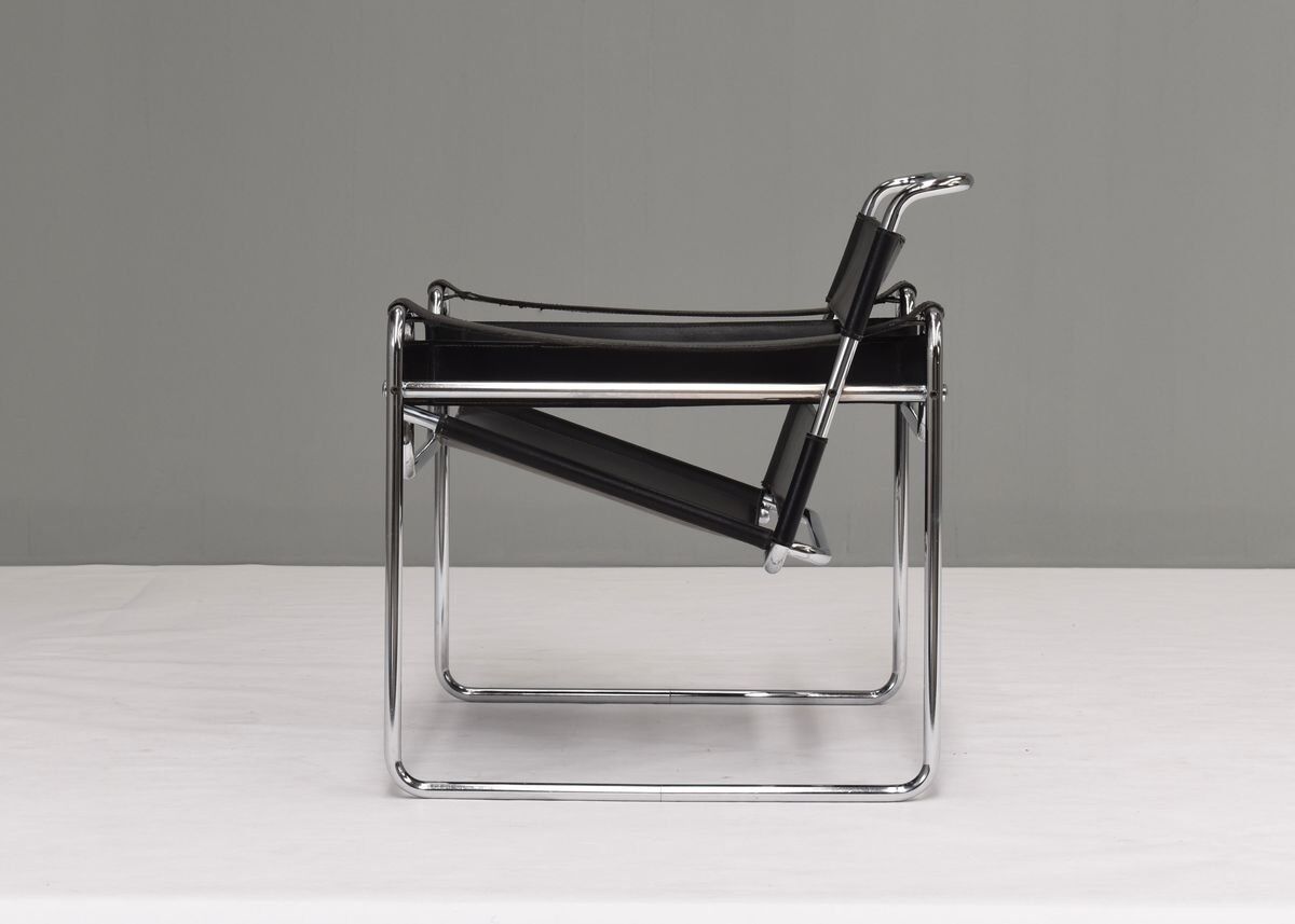 Wassily chair by Marcel Breuer in black leather 1970