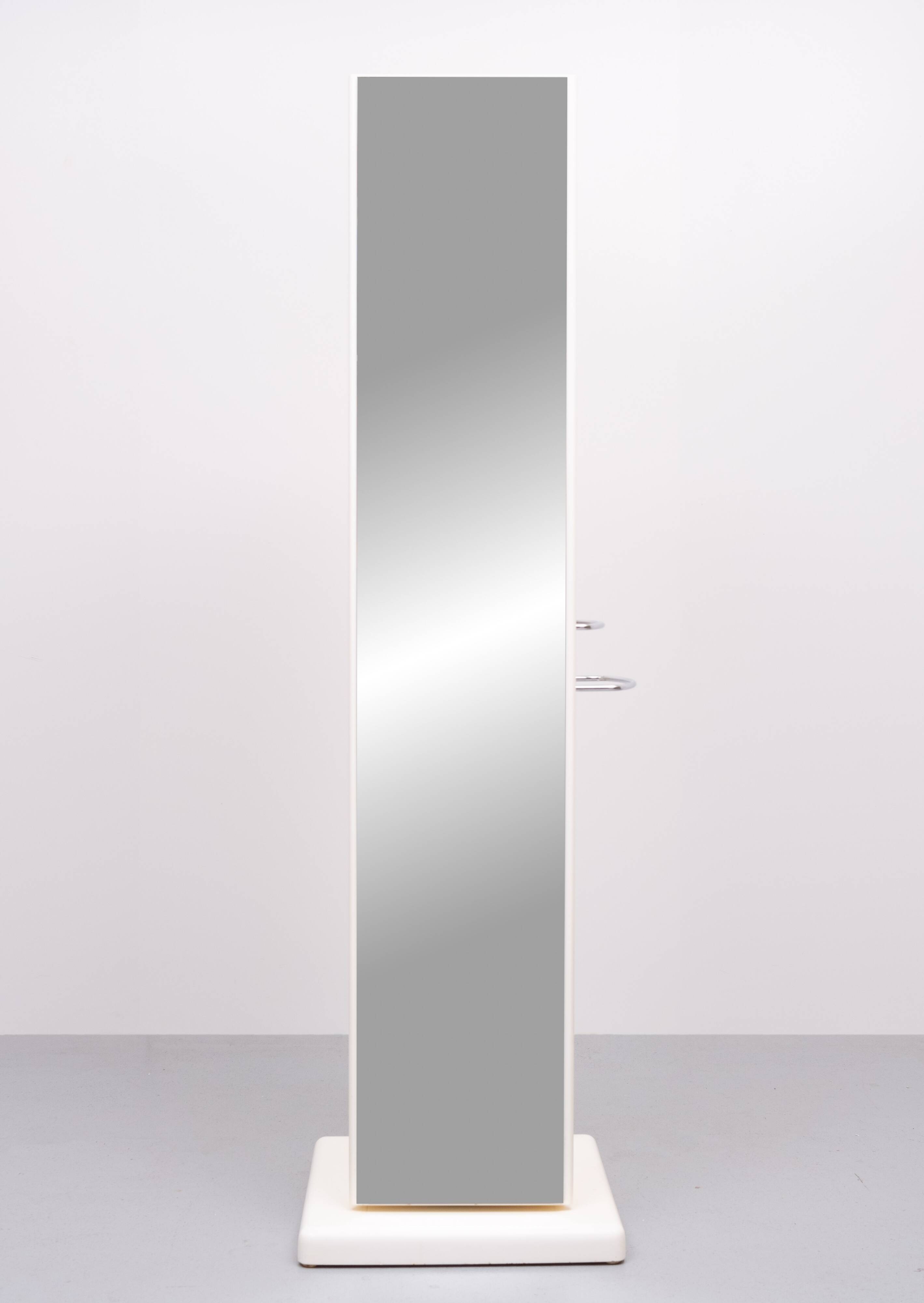 Free standing revolving Bathroom cabinet by Tulli Zuccari Italy