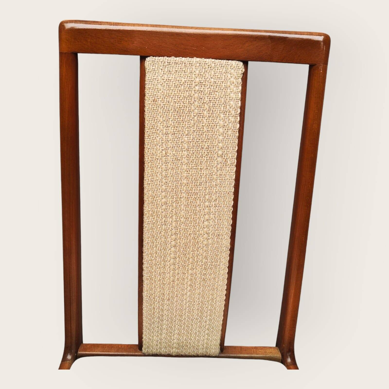 Zes Mid Century stoelen