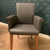 set of 6 (4 chairs and 2 armchairs) "vittoria" by Poltrona Frau.