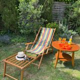 Transat/ chilienne vintage en bois avec repose-pieds — Années 60