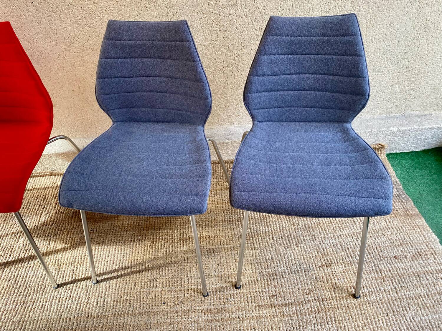 Pair of Kartell Mauï Soft grey chairs, designed by Vico Magistretti