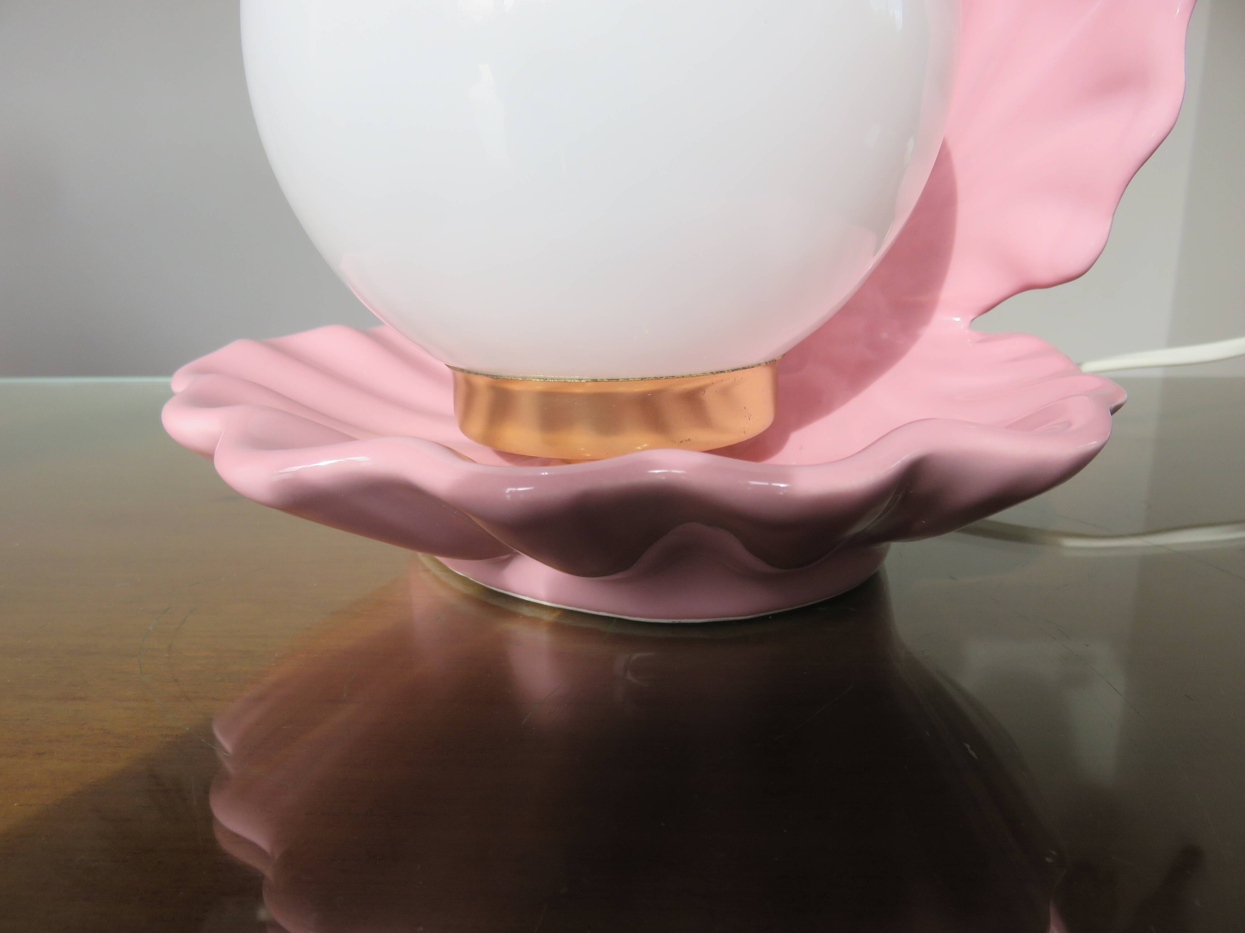 Pink ceramic shell lamp 1970