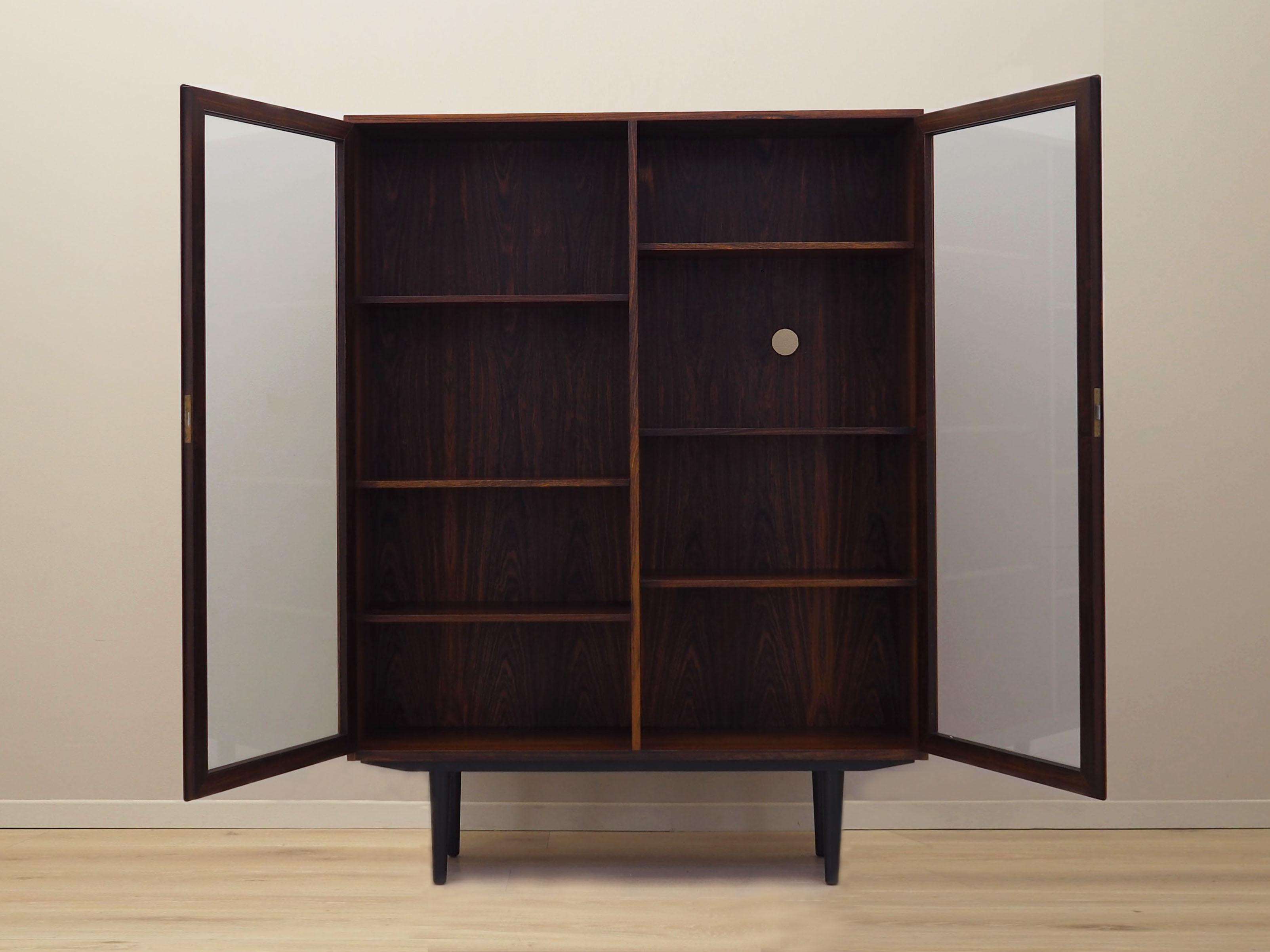 Rosewood showcase, Danish design, 1970s, designer: Carlo Jensen, production: Hundevad